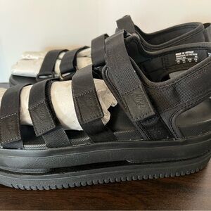 Nike Black Platform Sandals with Adjustable Straps nib